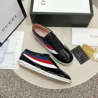 baskets paire de chaussures gucci femmes crystal rainbow red white blue